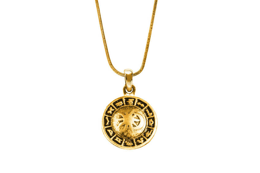 You are currently viewing 15 Gifts for the Astrology Lover in Your Life