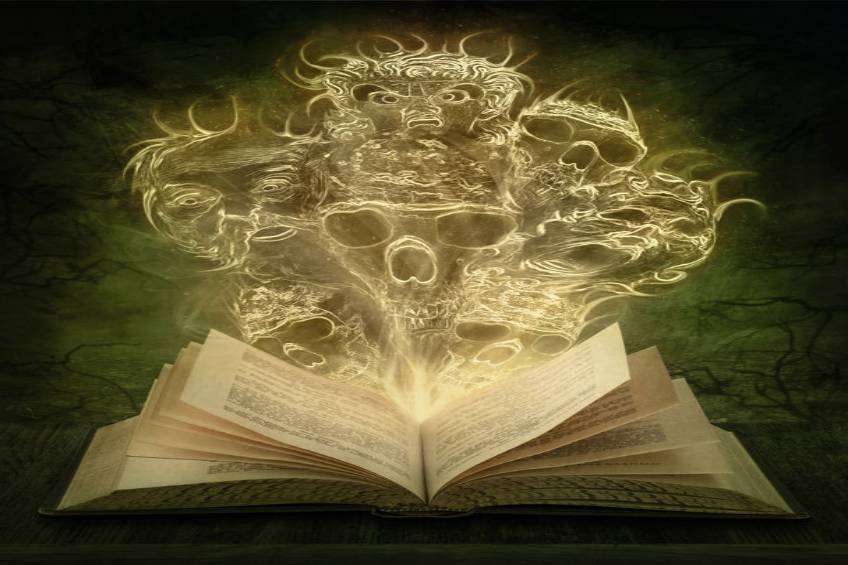 Read more about the article Dark Arts of the Renaissance Age -The 7 Forbidden Divination Methods