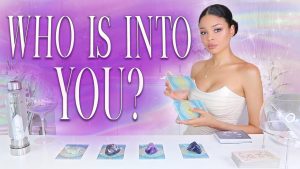 Read more about the article WHO Is Into YOU?! – PSYCHIC READING