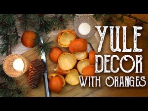 Read more about the article DIY Yule Decorations Crafted with Oranges