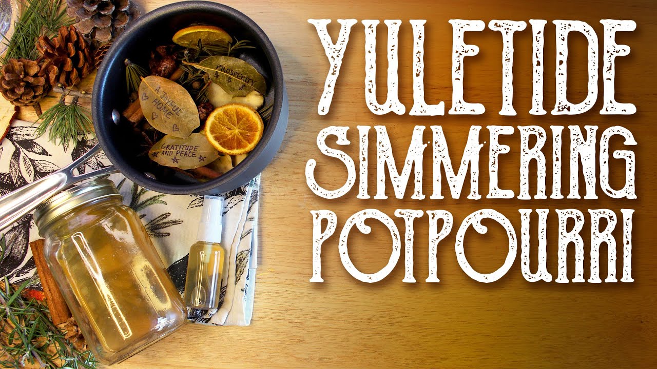 Read more about the article Yuletide Simmering Potpourri Gift