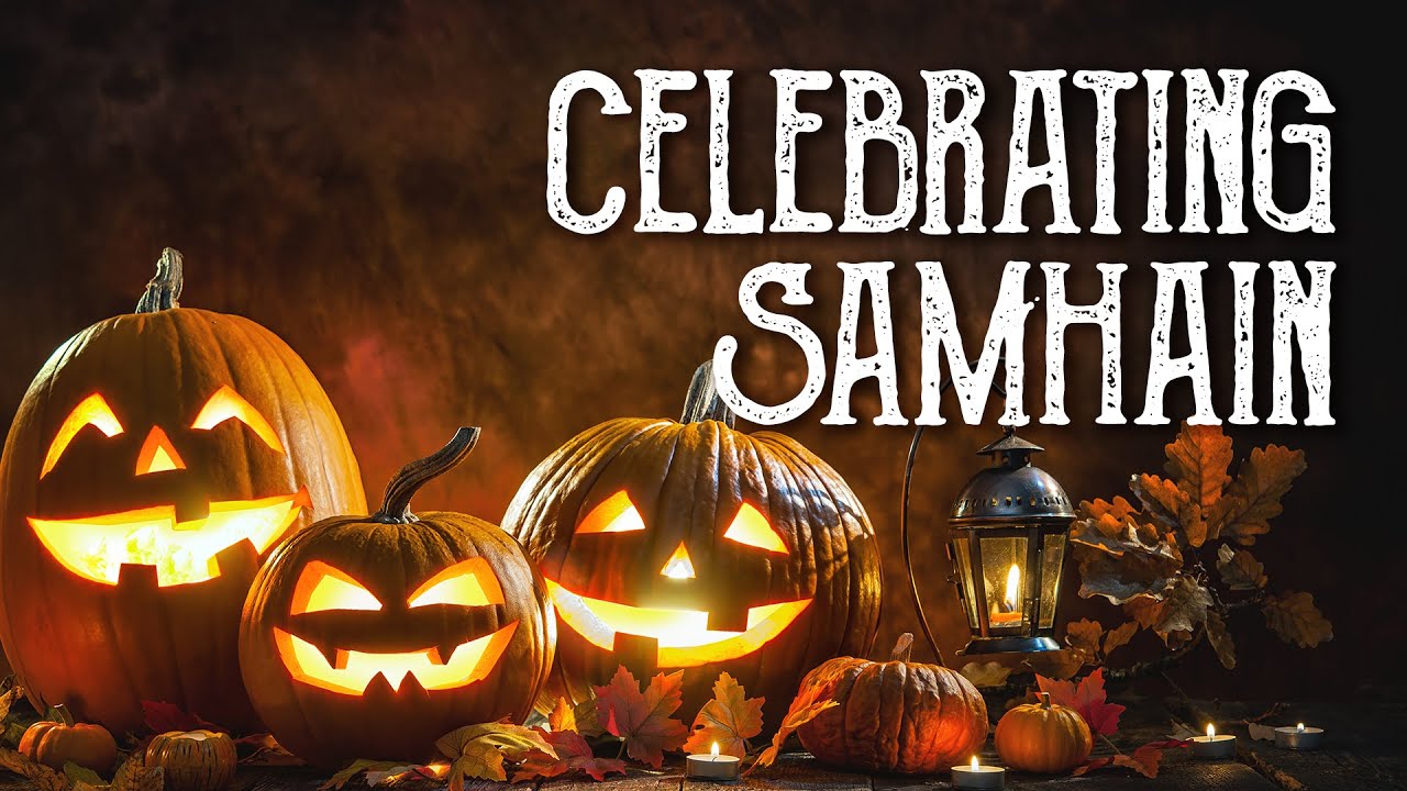 Read more about the article How To Celebrate Samhain Altar & Ritual Ideas